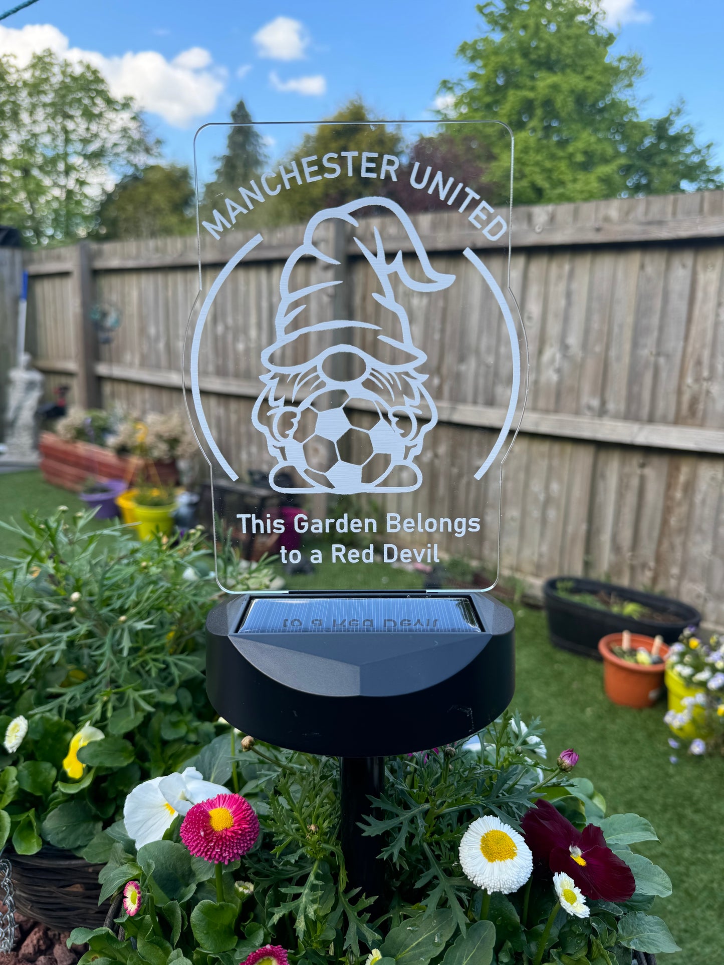 Manchester United Gift-  Garden Football Gift - Gnome Solar Light